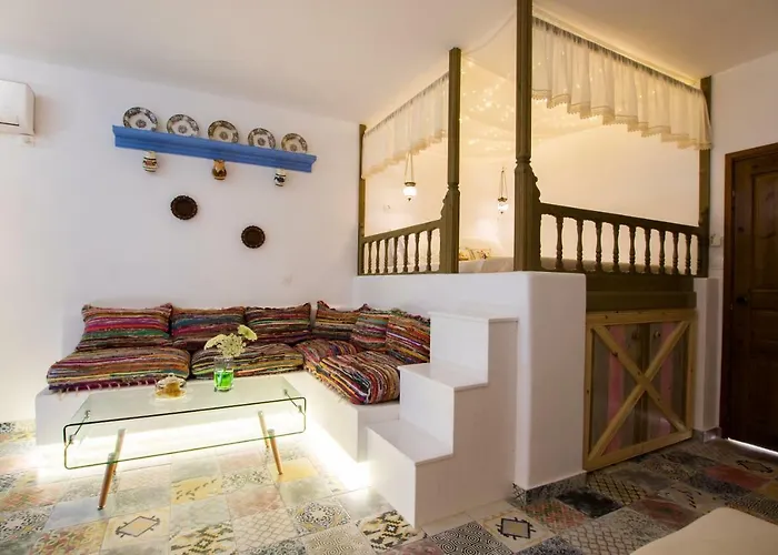 Gorgona Traditional