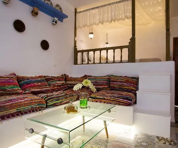 Gorgona Traditional *